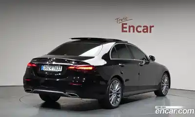 Mercedes-Benz E-Class 2022 2.0 гидро в Москве № 1616834, миниатюра 2