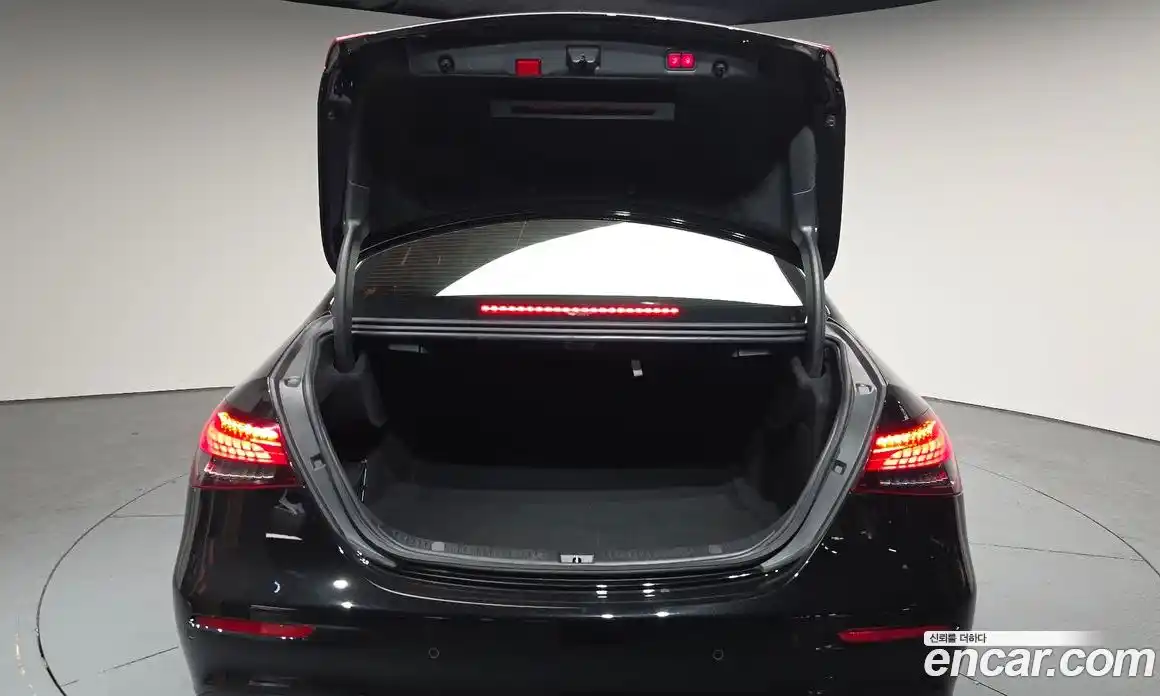 Mercedes-Benz E-Class 2022 2.0 гидро в Москве № 1616834, фото 26