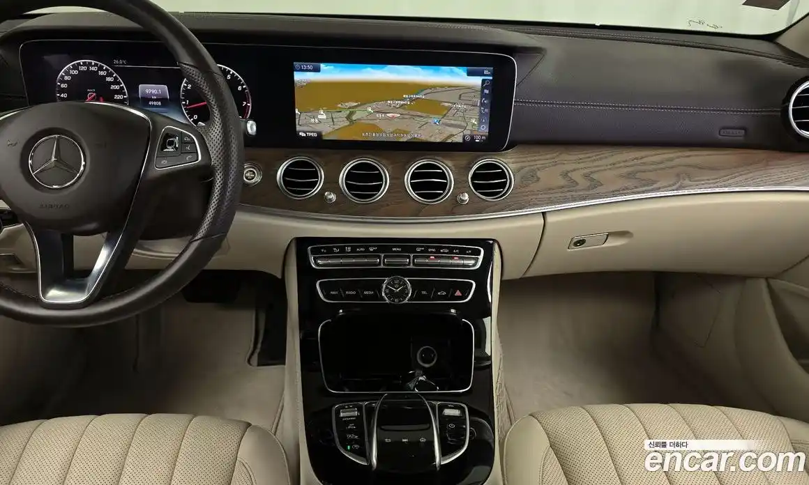 Mercedes-Benz E-Class 2017 2.0 гидро в Москве № 1617036, фото 18