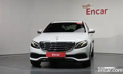 Mercedes-Benz E-Class 2017 2.0 гидро в Москве № 1617036, миниатюра 2