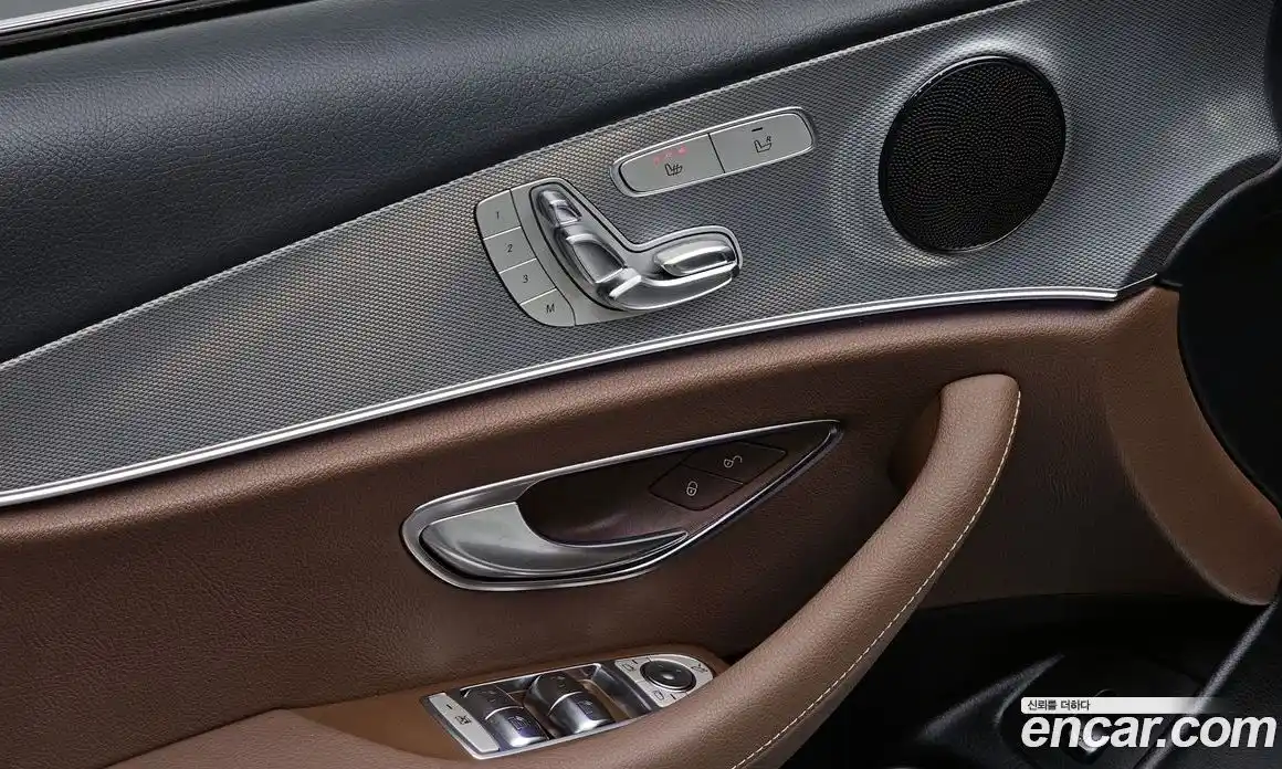Mercedes-Benz E-Class 2018 2.0 гидро в Москве № 1617106, фото 23