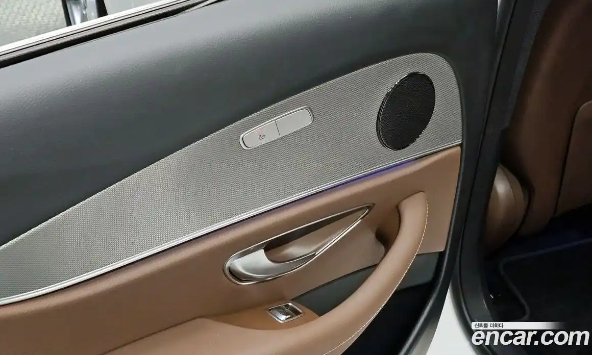 Mercedes-Benz E-Class 2018 2.0 гидро в Москве № 1617106, фото 25