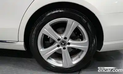 Mercedes-Benz E-Class 2018 2.0 гидро в Москве № 1617106, миниатюра 6