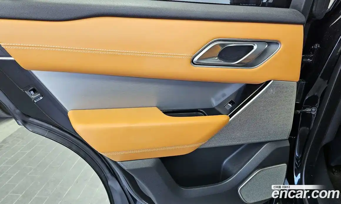 Land Rover Range-Rover Velar 2018 3.0 гидро в Москве № 1619682, фото 15