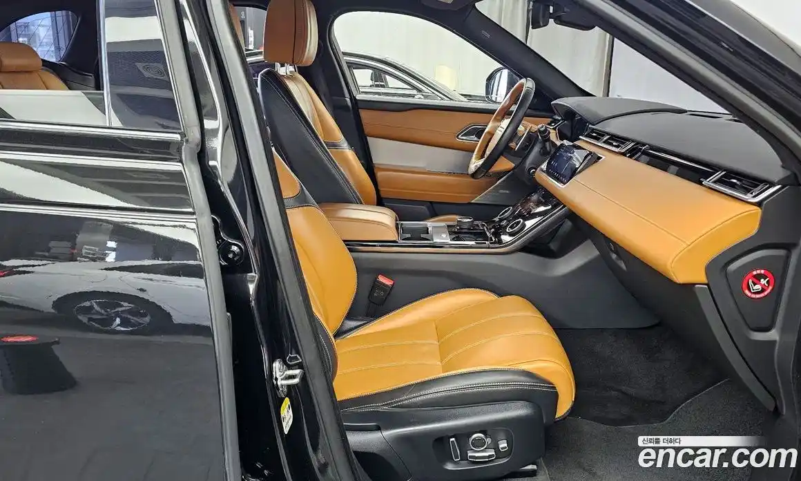 Land Rover Range-Rover Velar 2018 3.0 гидро в Москве № 1619682, фото 17