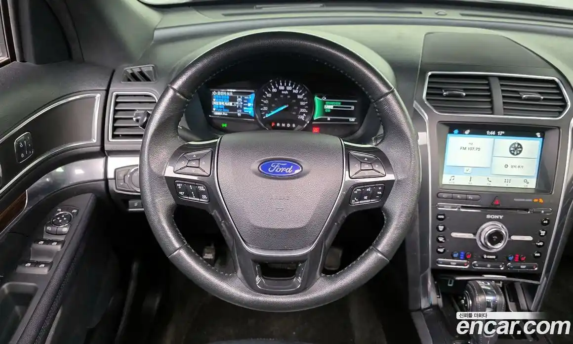Ford Explorer 2018 3.5 гидро в Москве № 1625014, фото 19
