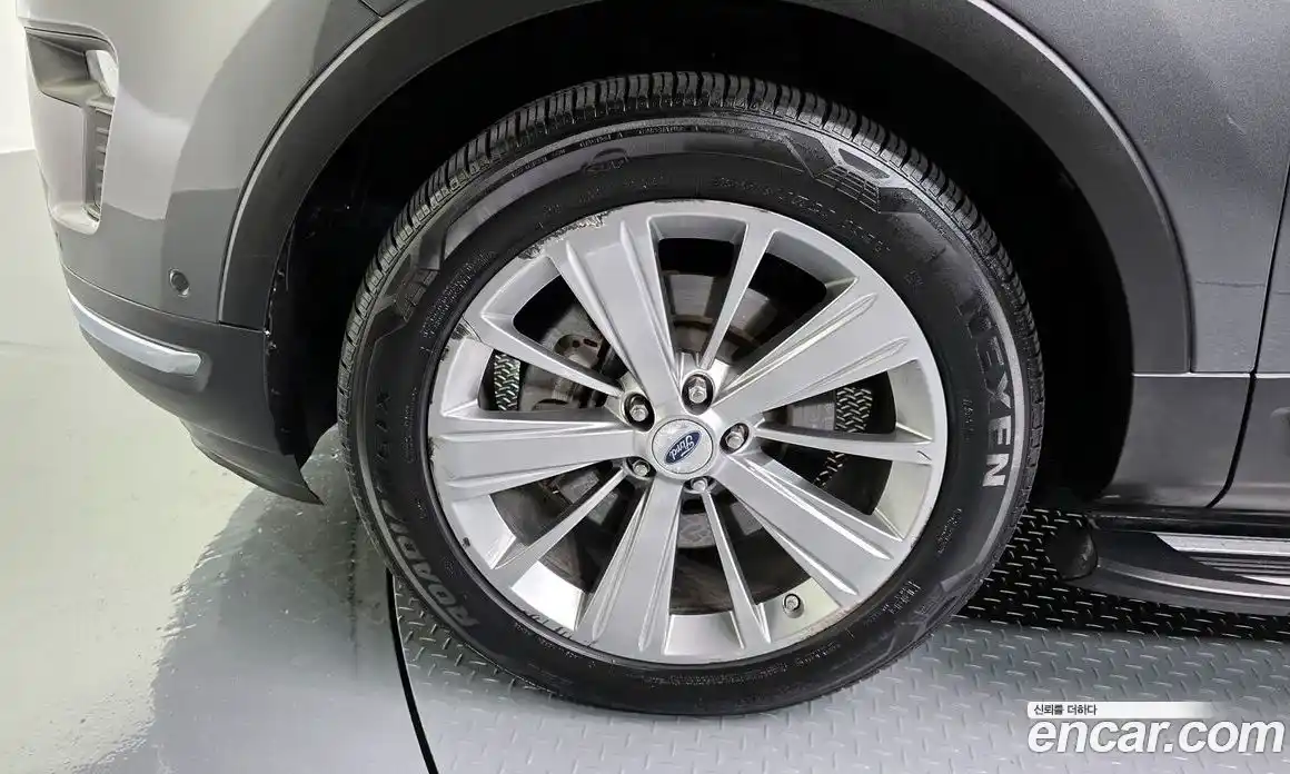 Ford Explorer 2018 3.5 гидро в Москве № 1625014, фото 5