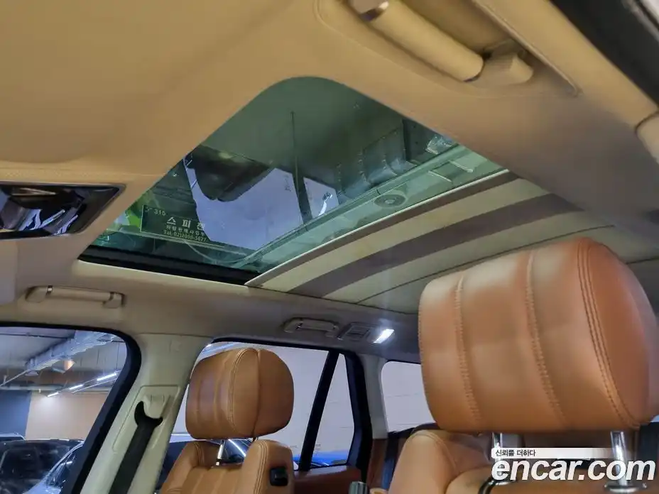 Land Rover Range-Rover 2015 4.4 гидро в Москве № 166917, фото 14