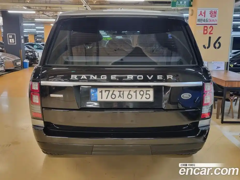 Land Rover Range-Rover 2015 4.4 гидро в Москве № 166917, фото 4