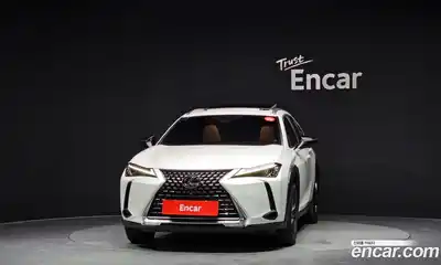 Lexus UX 2024 2.0 гидро в Москве № 168105, миниатюра 3
