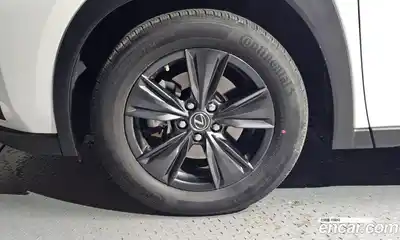 Lexus UX 2024 2.0 гидро в Москве № 168105, миниатюра 5