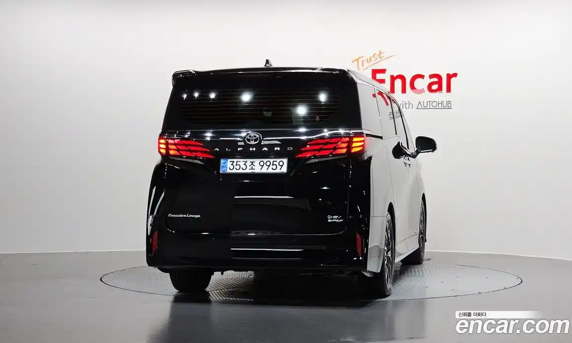 Toyota Alphard 2023 2.5 гидро в Москве № 1695773, фото 4