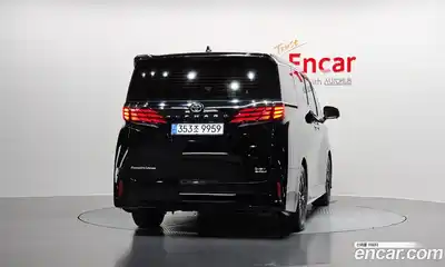 Toyota Alphard 2023 2.5 гидро в Москве № 1695773, миниатюра 4
