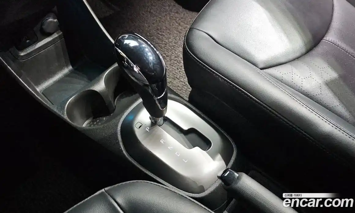Chevrolet Spark 2017 1.0 гидро в Москве, фото 12