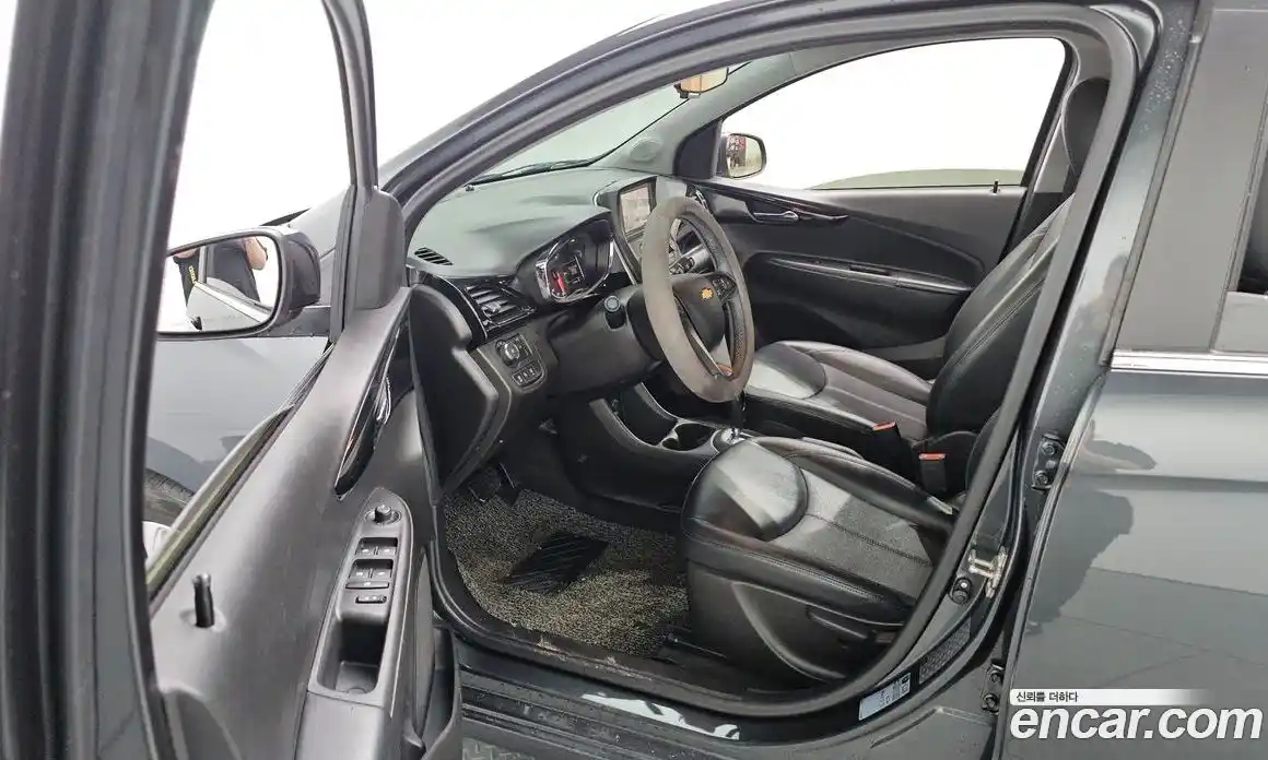 Chevrolet Spark 2017 1.0 гидро в Москве, фото 13