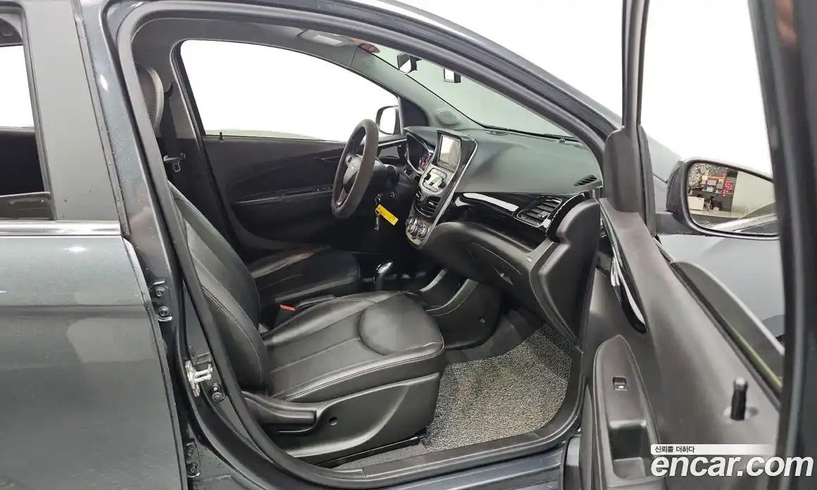 Chevrolet Spark 2017 1.0 гидро в Москве, фото 24