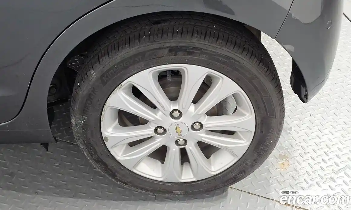 Chevrolet Spark 2017 1.0 гидро в Москве, фото 7