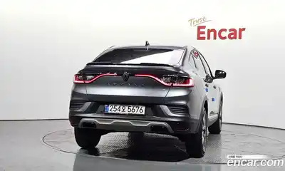 Renault Arkana 2024 1.6 гидро в Москве № 1760948, миниатюра 4