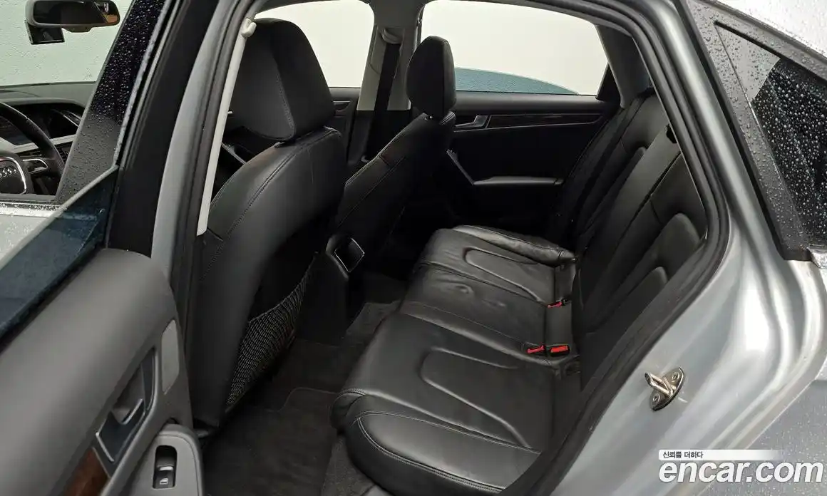 Audi A4 2010 2.0 гидро в Москве № 1762972, фото 27