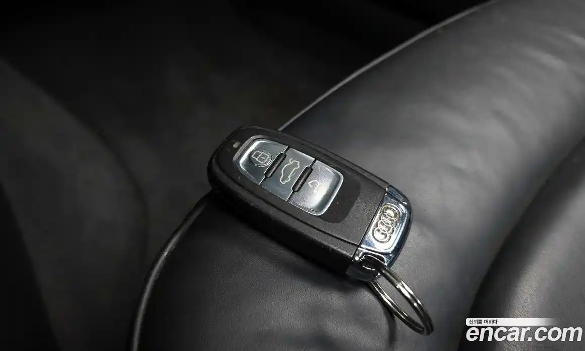 Audi A4 2010 2.0 гидро в Москве № 1762972, фото 30
