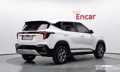 Kia Seltos 2023 1.6 гидро в Москве № 1831295, миниатюра 2