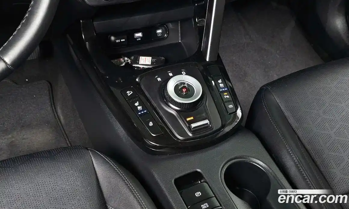 Kia Seltos 2023 1.6 гидро в Москве № 1831295, фото 9