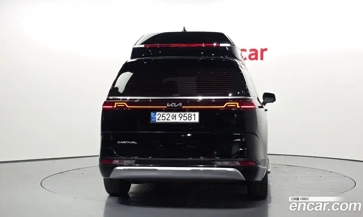 Kia Canival 2022 3.5 гидро в Москве № 1832028, фото 4
