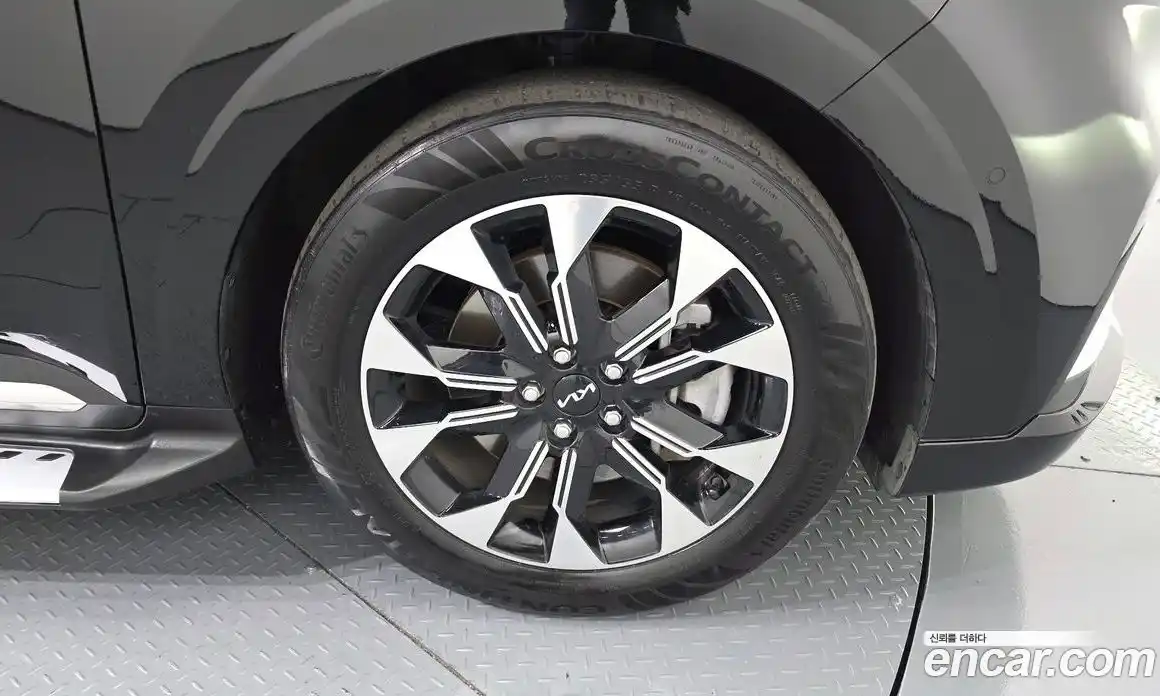 Kia Canival 2022 3.5 гидро в Москве № 1832028, фото 7