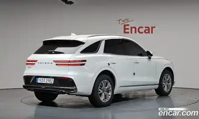Genesis GV70, 2025