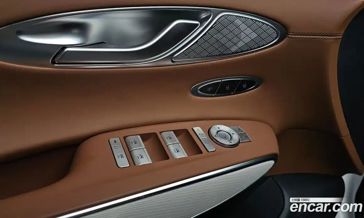 Genesis GV70 2025 2.5 гидро в Москве № 1832134, фото 21