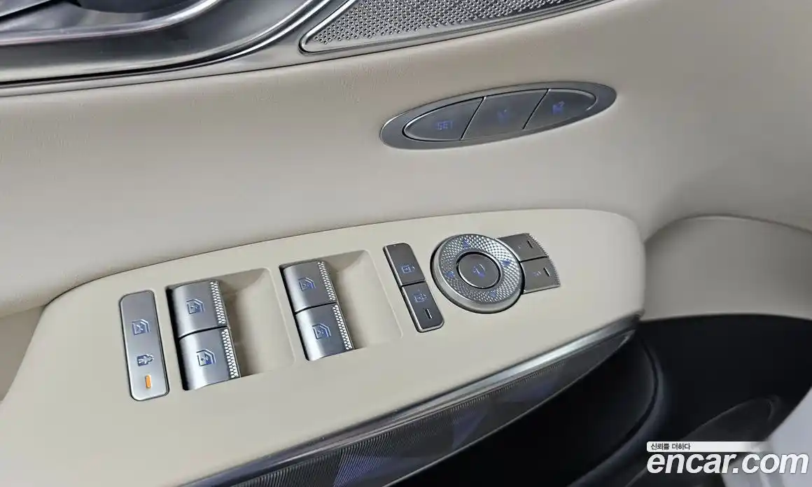 Genesis GV70 2023 2.5 гидро в Москве № 1832260, фото 28