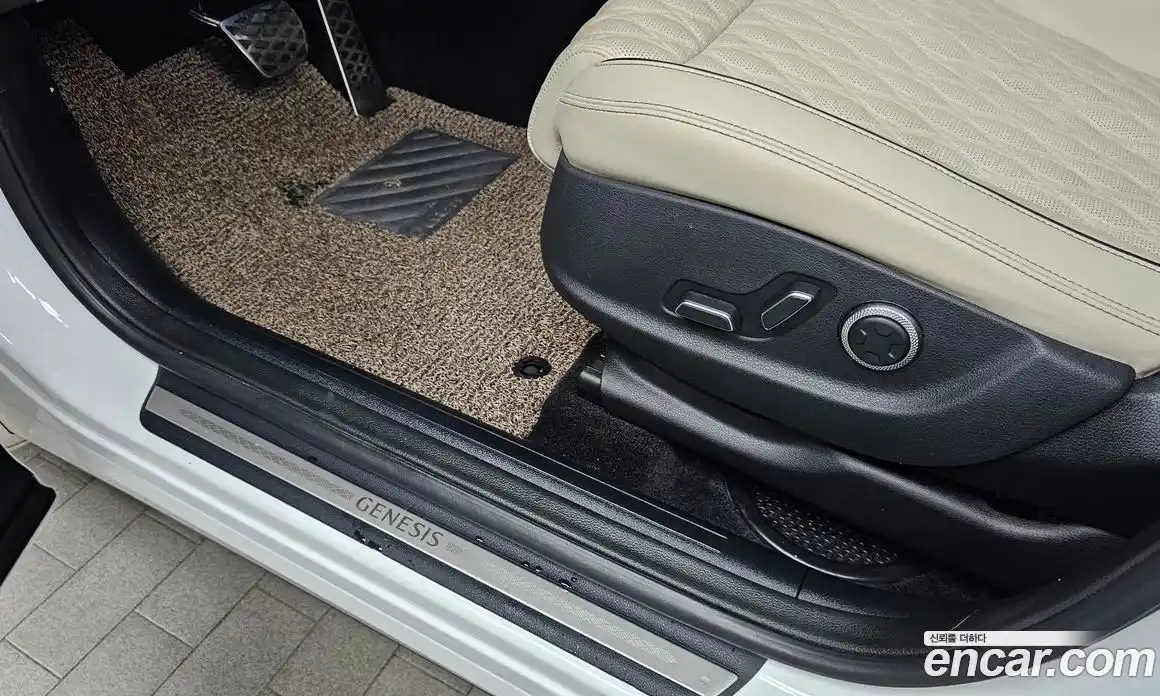 Genesis GV70 2023 2.5 гидро в Москве № 1832260, фото 30
