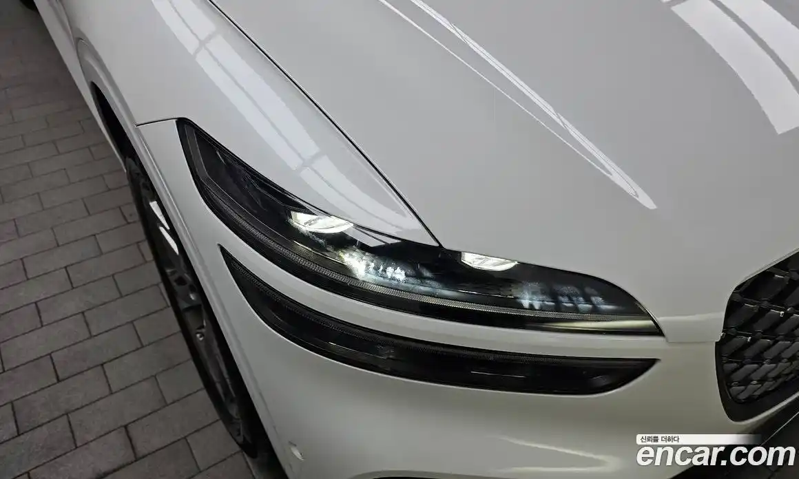 Genesis GV70 2023 2.5 гидро в Москве № 1832260, фото 8