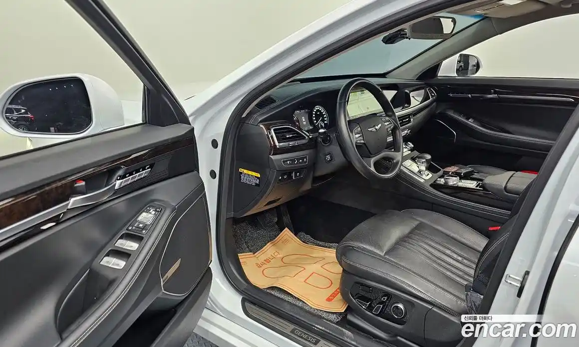 Genesis G90 2019 3.8 гидро в Москве № 1832452, фото 13