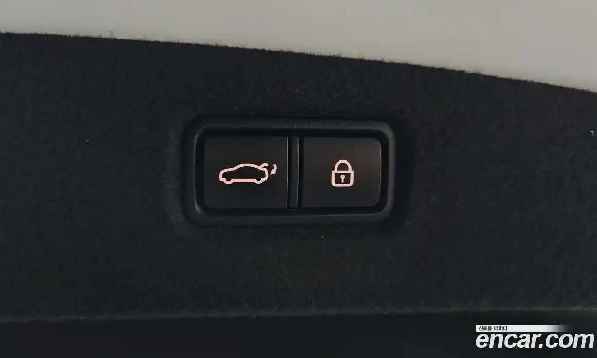 Genesis G90 2019 3.8 гидро в Москве № 1832452, фото 27