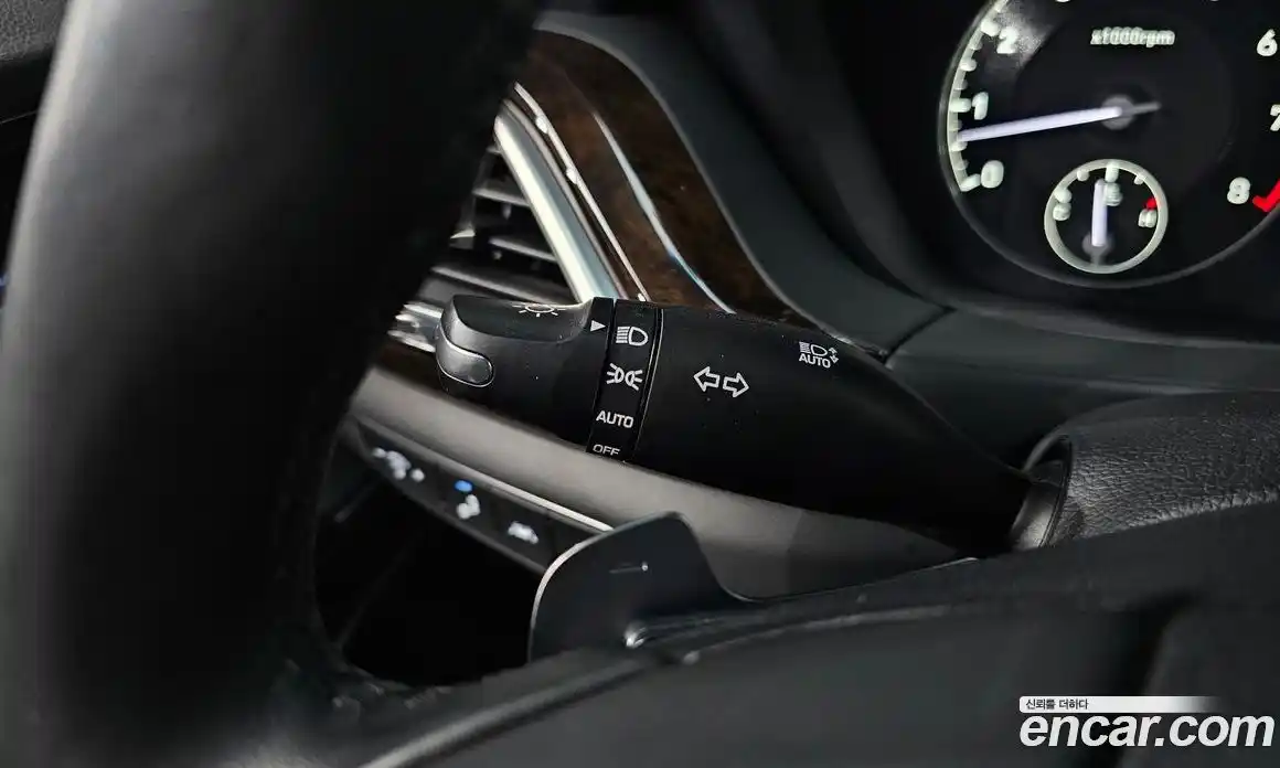 Genesis G90 2019 3.8 гидро в Москве № 1832452, фото 30