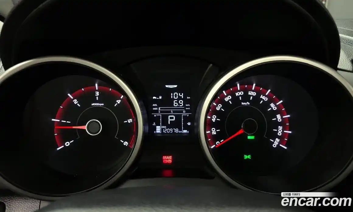 SsangYong TIBOLI 2016 1.6 гидро в Москве № 1833084, фото 11