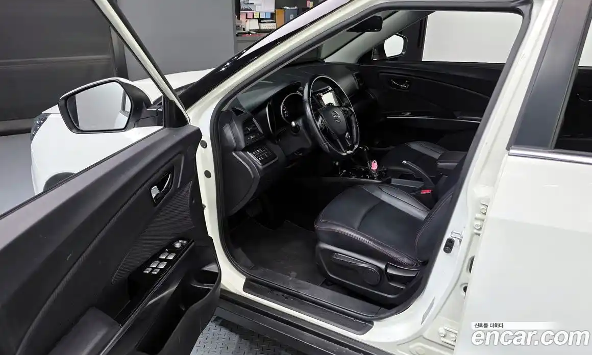 SsangYong TIBOLI 2016 1.6 гидро в Москве № 1833084, фото 13