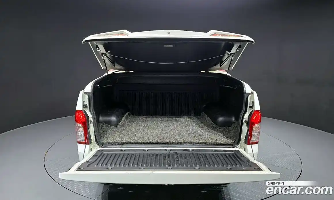 SsangYong Korando 2016 2.2 гидро в Москве № 1833192, фото 20