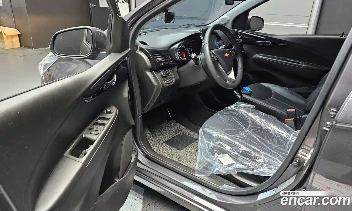Chevrolet Spark 2016 1.0 гидро в Москве, фото 13