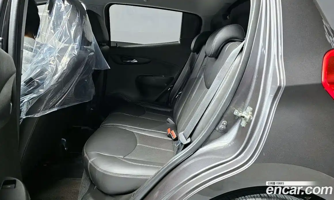 Chevrolet Spark 2016 1.0 гидро в Москве, фото 18