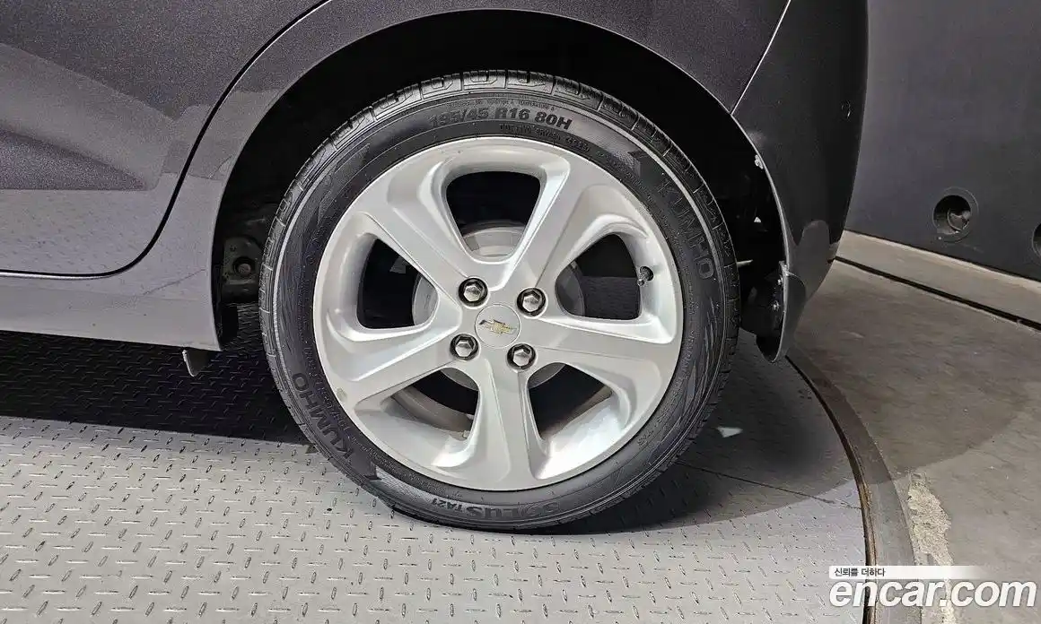 Chevrolet Spark 2016 1.0 гидро в Москве, фото 7