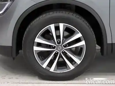 Renault QM6 2017 2.0 гидро в Москве № 1835065, миниатюра 5