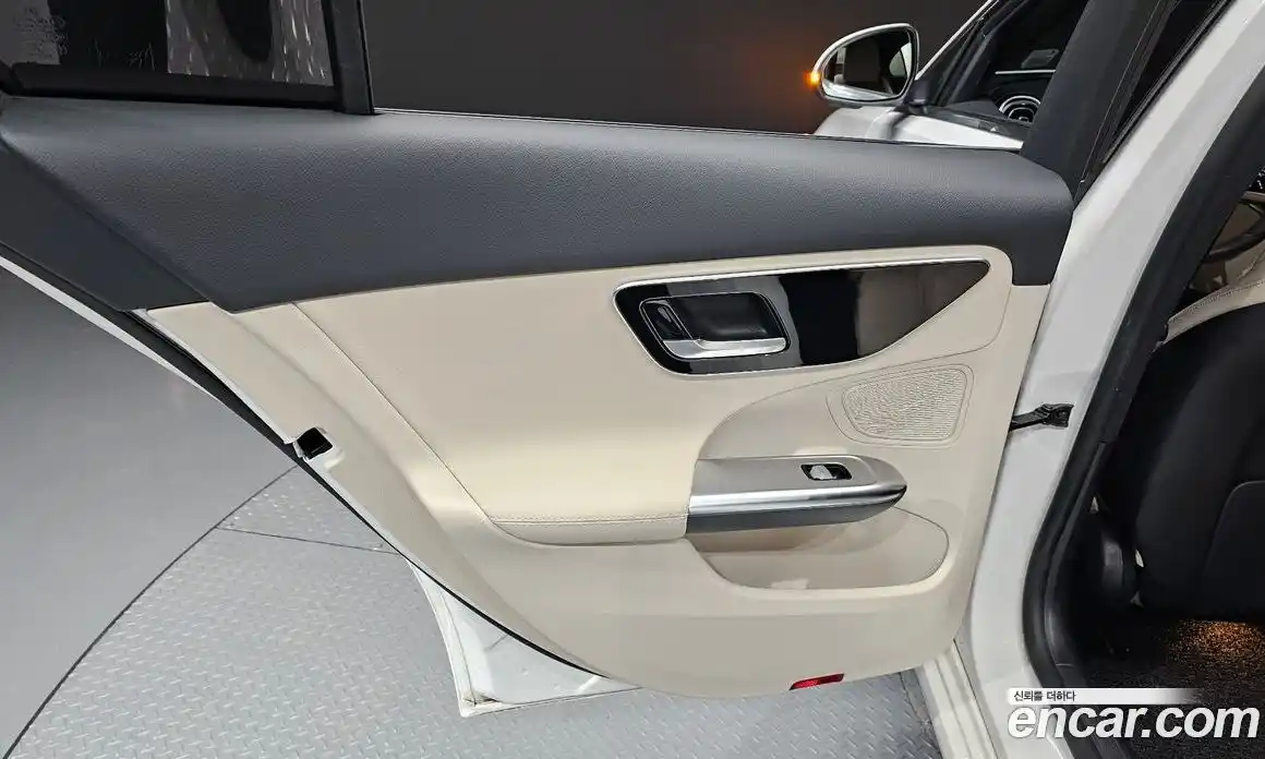 Mercedes-Benz C-Class 2023 2.0 гидро в Москве № 1835256, фото 15