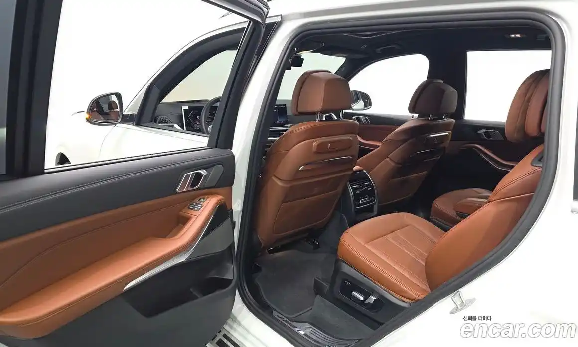 BMW X7 2025 3.0 гидро в Москве № 1835303, фото 17