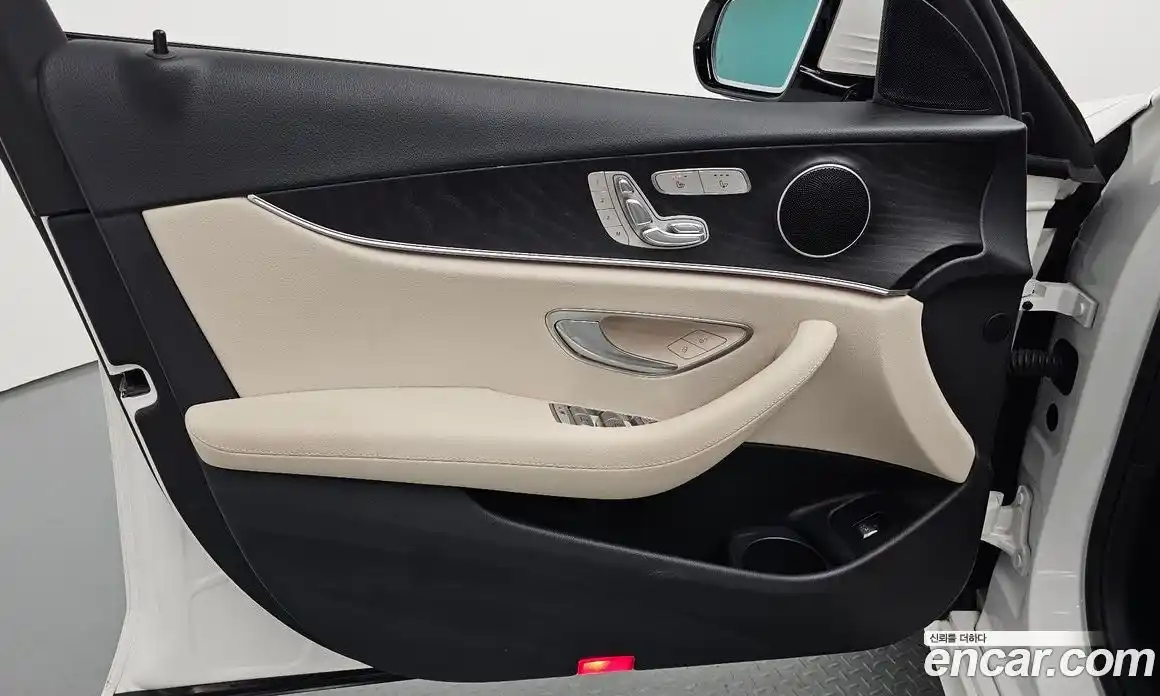 Mercedes-Benz E-Class 2023 2.0 гидро в Москве № 1835367, фото 14