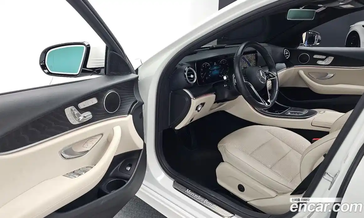 Mercedes-Benz E-Class 2023 2.0 гидро в Москве № 1835367, фото 17
