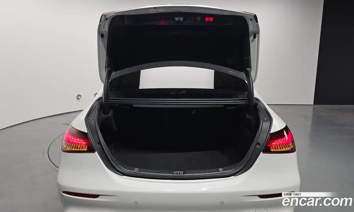 Mercedes-Benz E-Class 2023 2.0 гидро в Москве № 1835367, фото 30
