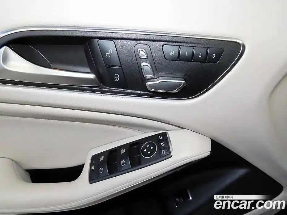 Mercedes-Benz GLA-Class 2019 2.0 гидро в Москве № 1835941, фото 14