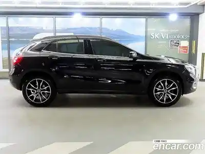 Mercedes-Benz GLA-Class 2019 2.0 гидро в Москве № 1835941, миниатюра 3